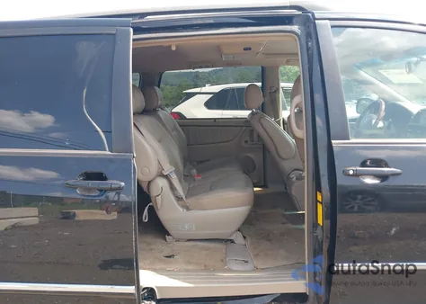 2008 Toyota Sienna Limited из США, поврежденный, VIN 5TDBK22C98S011075